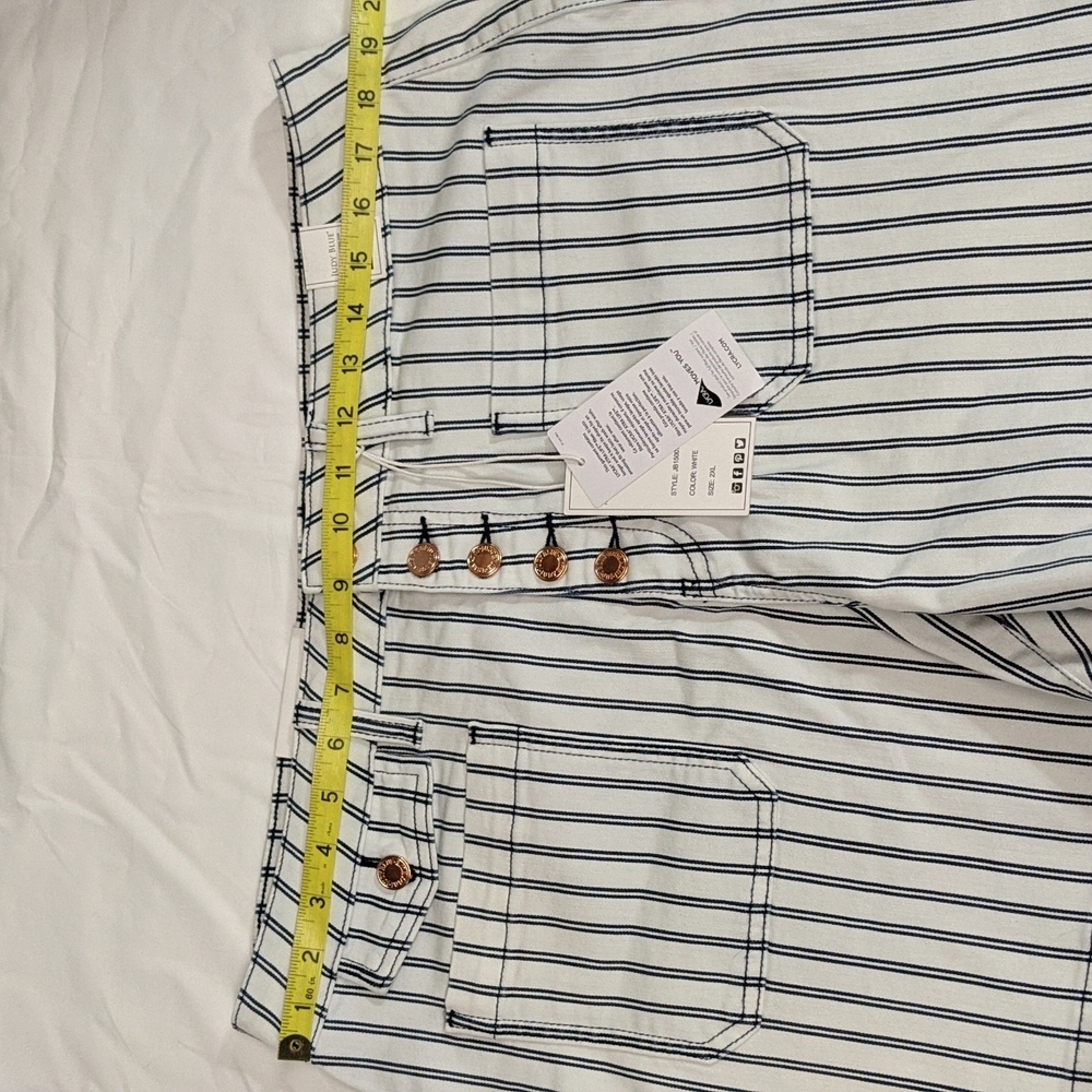 Judy Blue high waist striped shorts NWT 1XL 2XL - Picture 3 of 5